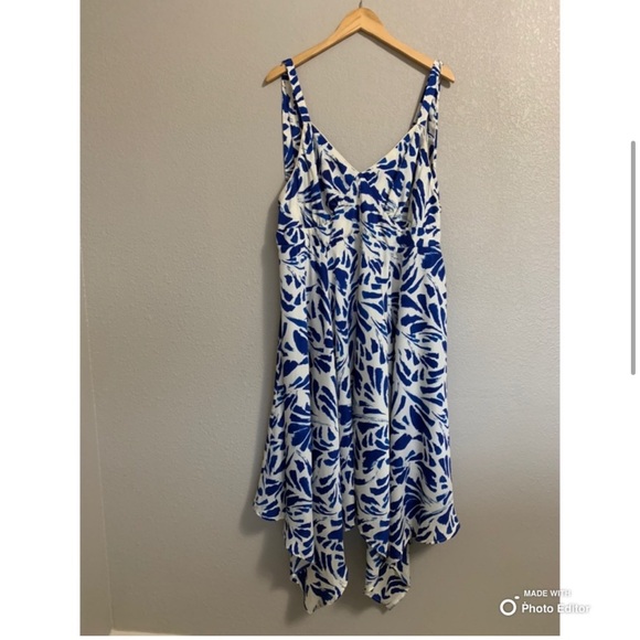 NEW Alexis Blue Botanical Asymmetrical Hem Designer Dress Size 1X - Picture 6 of 11